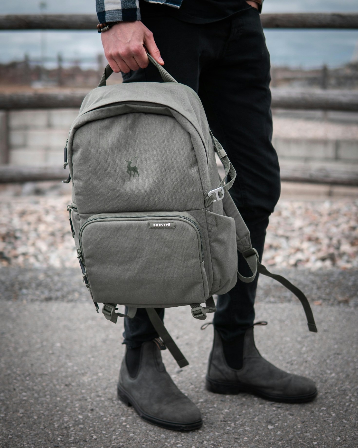 Expert Tips for Traveling Light and Smart